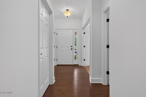 7 Mckenzie Way Saratoga Springs NY 12866