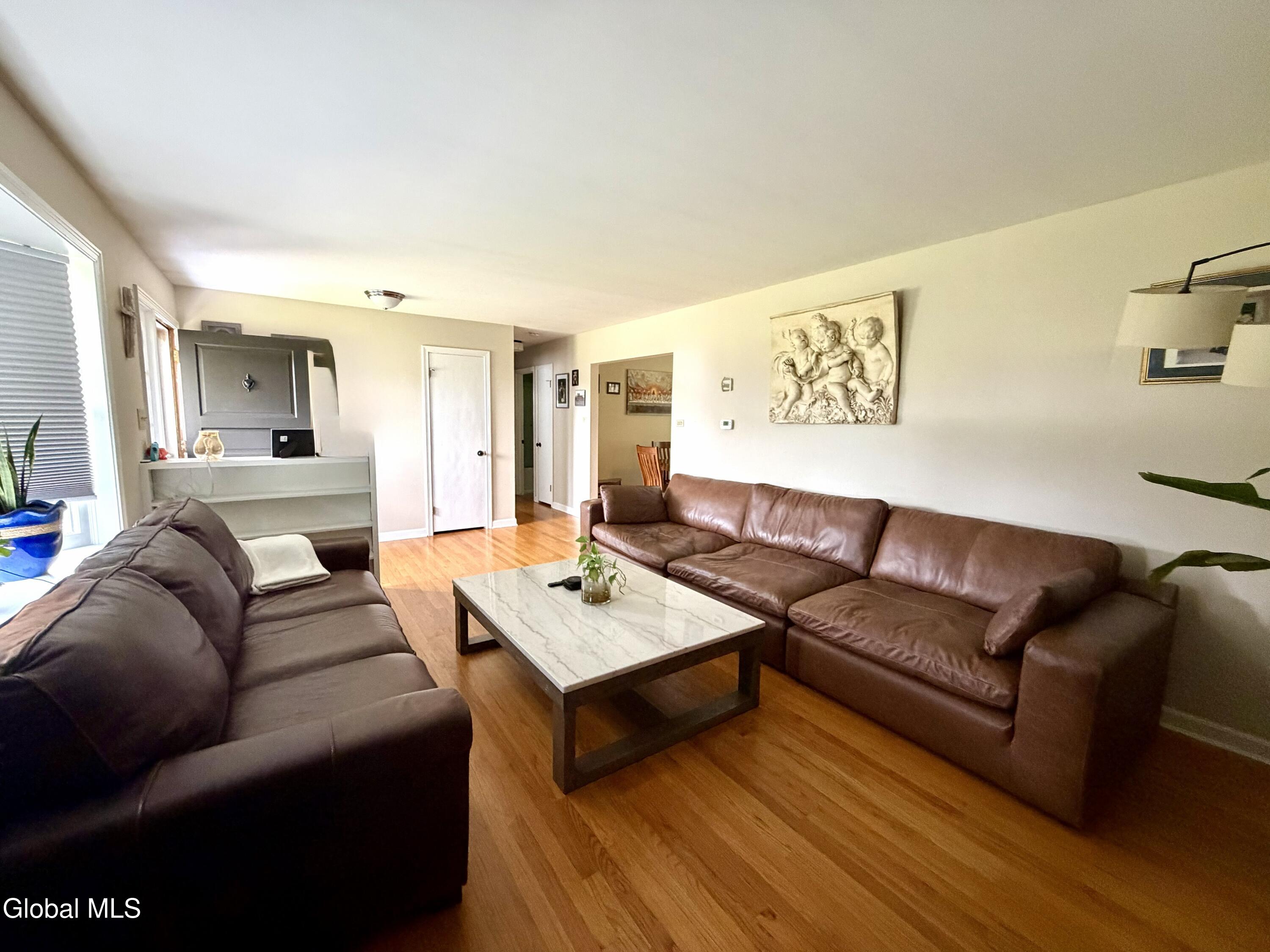 110 Country Ridge Court Amsterdam NY 12010