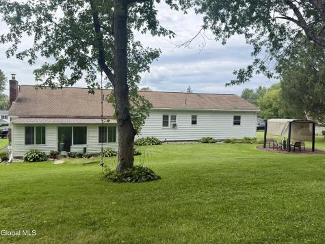 110 Country Ridge Court Amsterdam NY 12010