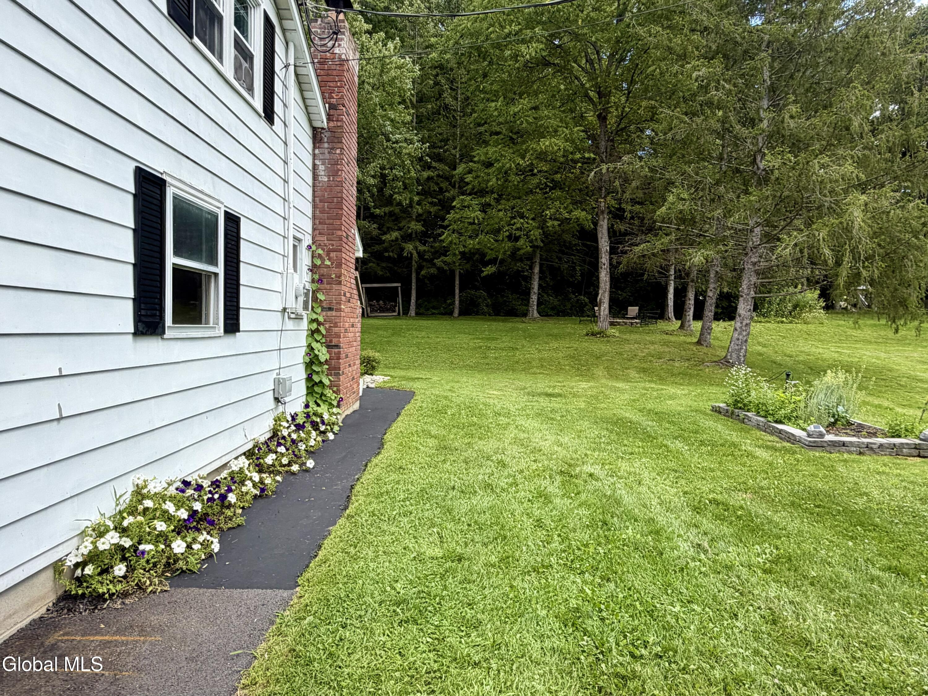 110 Country Ridge Court Amsterdam NY 12010