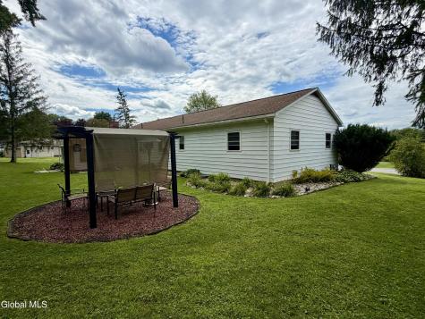 110 Country Ridge Court Amsterdam NY 12010