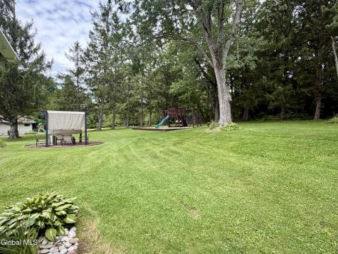110 Country Ridge Court Amsterdam NY 12010