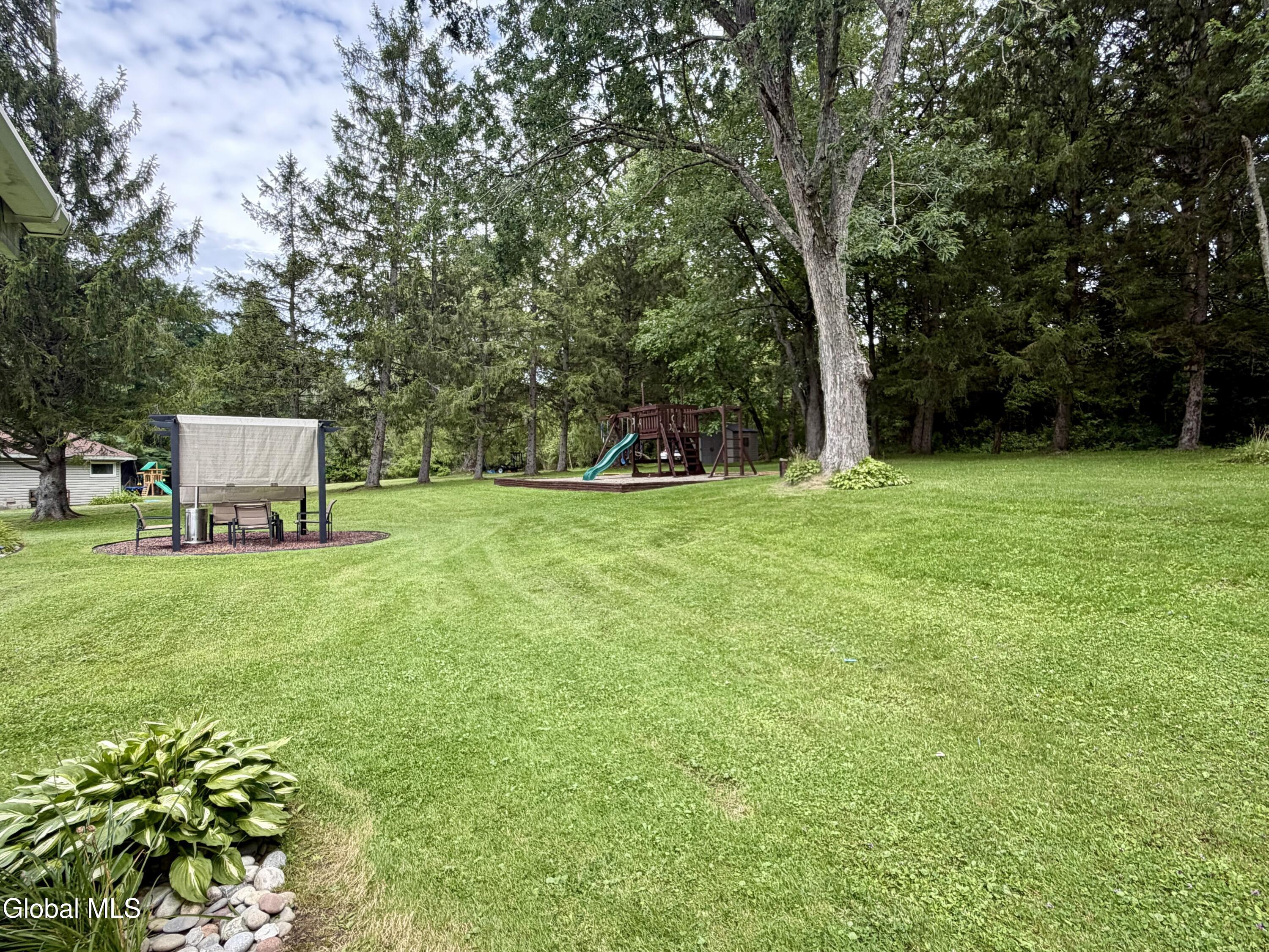 110 Country Ridge Court Amsterdam NY 12010