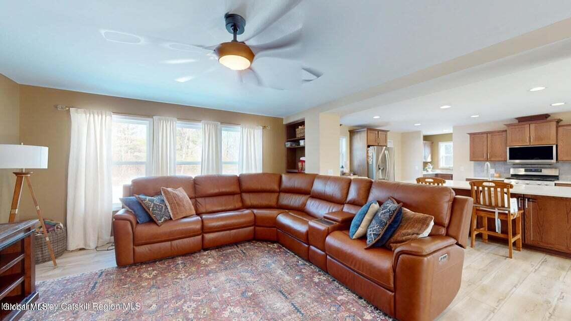 1608 Sleepy Hollow Road Athens NY 12015