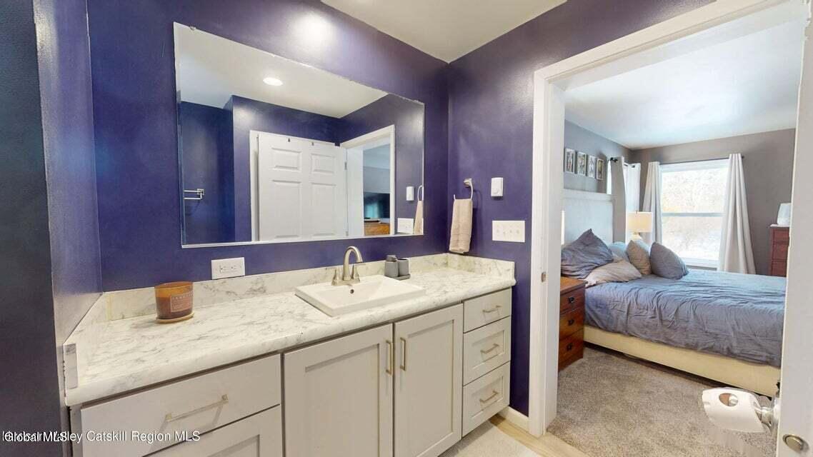 1608 Sleepy Hollow Road Athens NY 12015