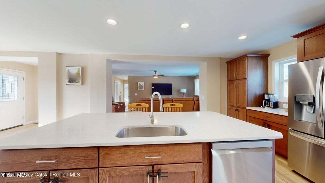 1608 Sleepy Hollow Road Athens NY 12015