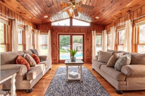 88 New Road East Greenbush NY 12061