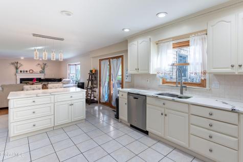 88 New Road East Greenbush NY 12061