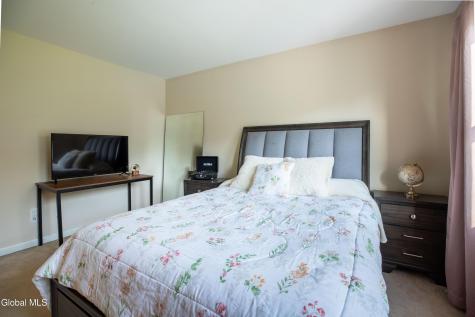 88 New Road East Greenbush NY 12061