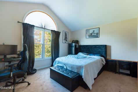 88 New Road East Greenbush NY 12061