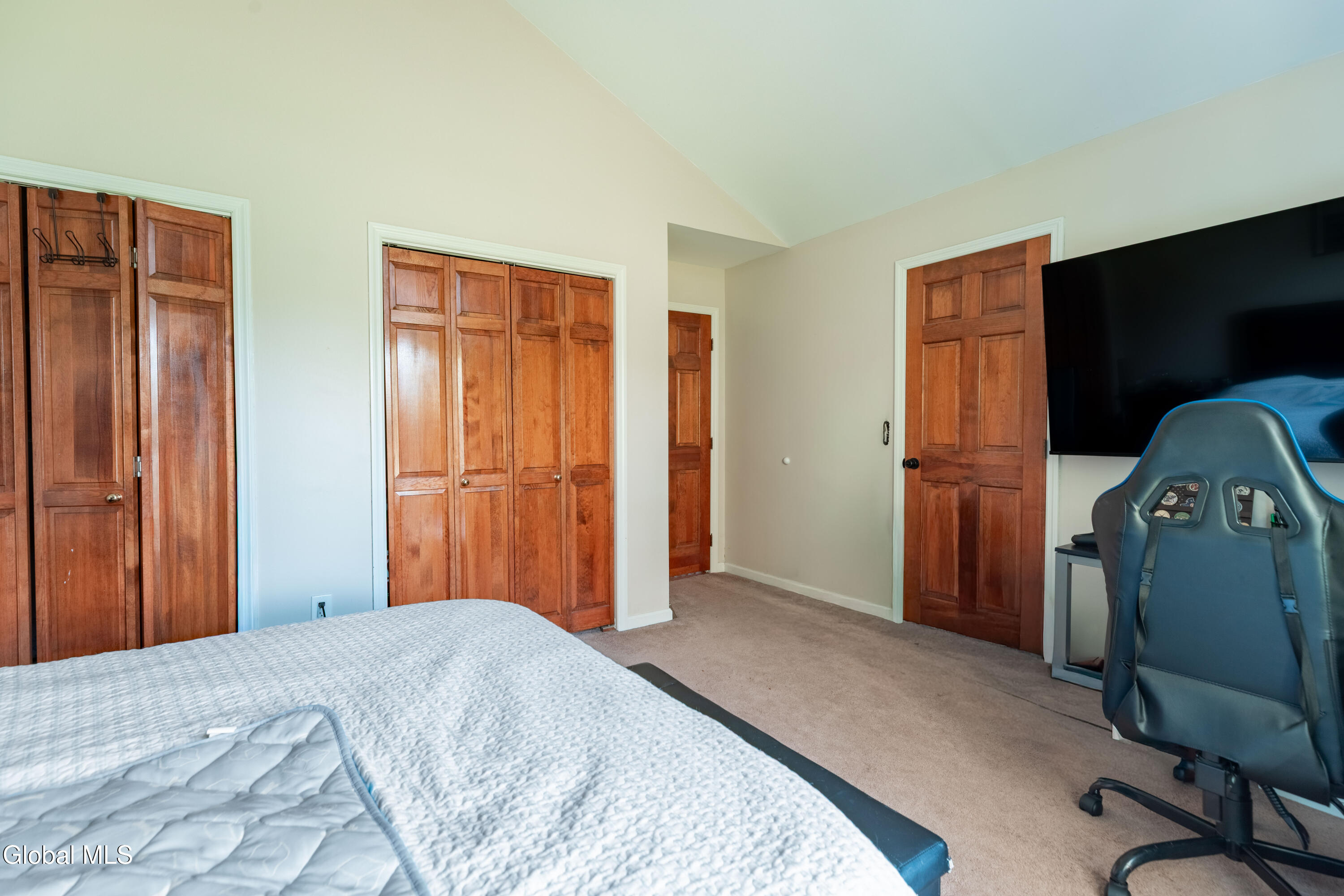 88 New Road East Greenbush NY 12061