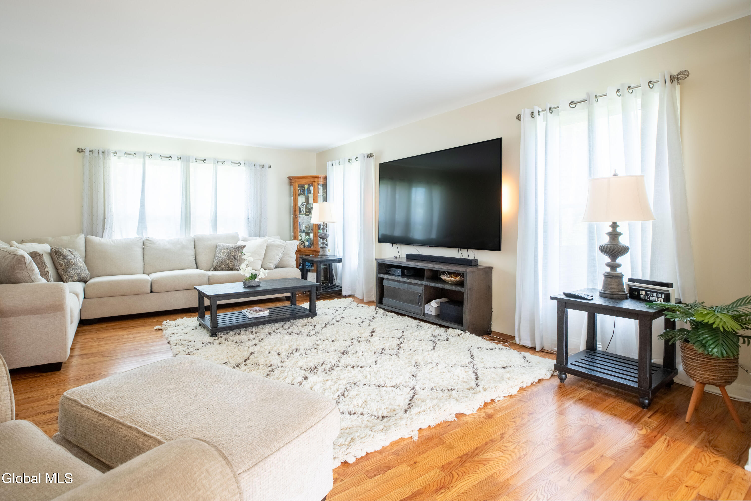 88 New Road East Greenbush NY 12061