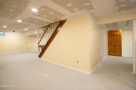 88 New Road East Greenbush NY 12061