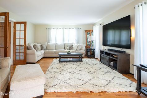 88 New Road East Greenbush NY 12061