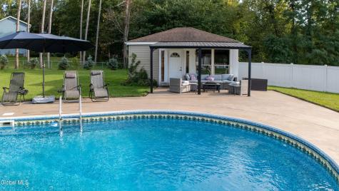 88 New Road East Greenbush NY 12061