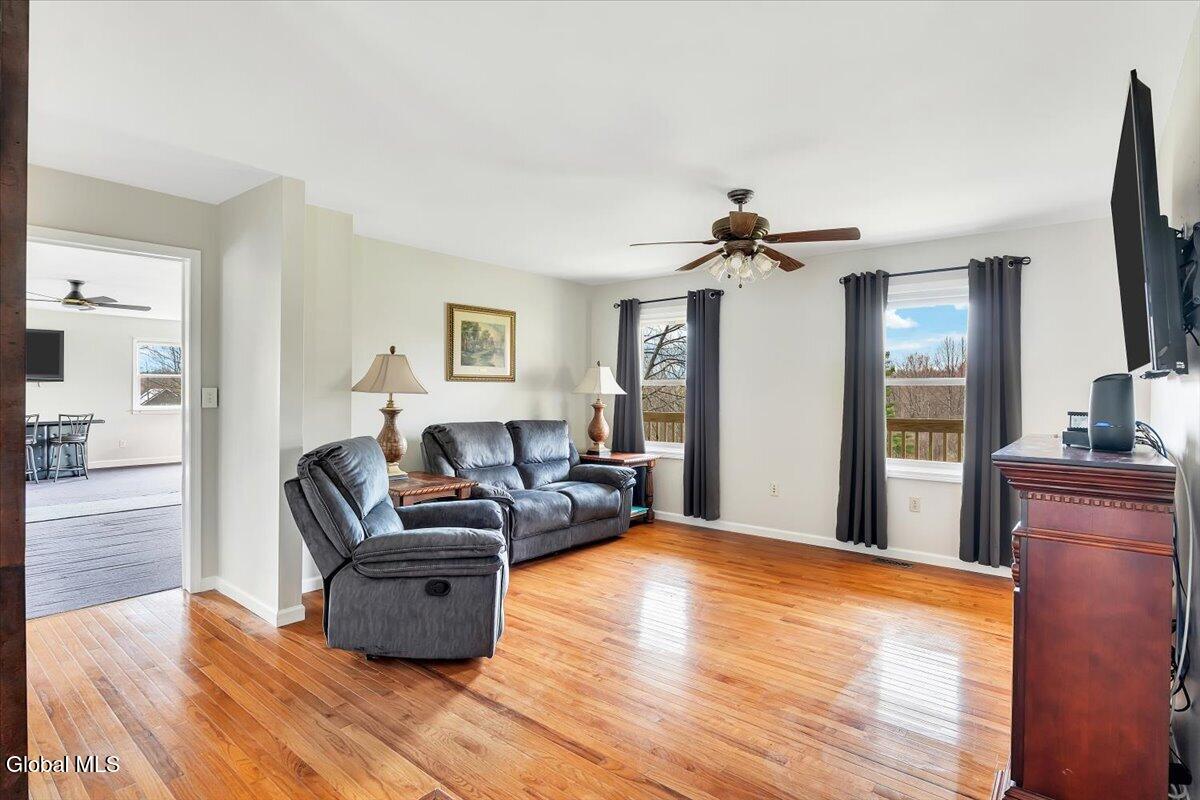 641 Knickerbocker Road Schaghticoke NY 12154