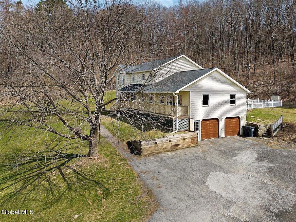641 Knickerbocker Road Schaghticoke NY 12154