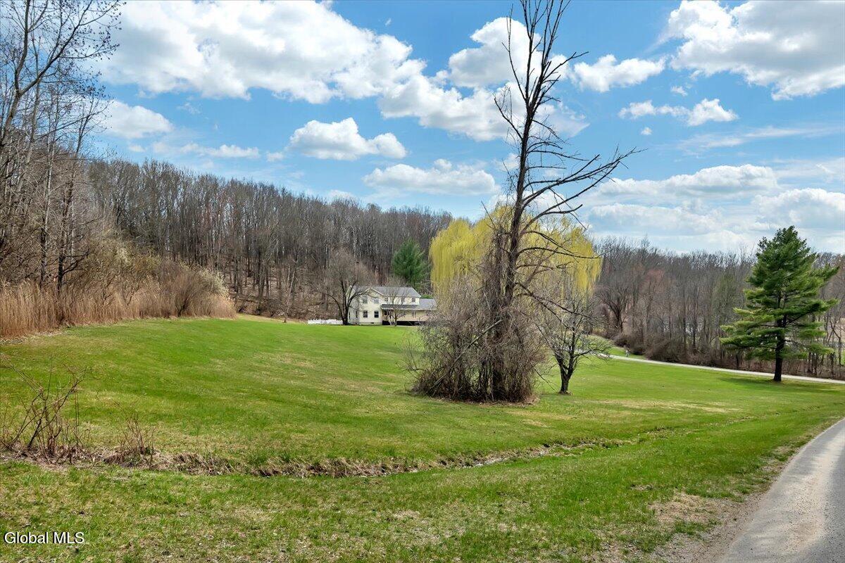 641 Knickerbocker Road Schaghticoke NY 12154