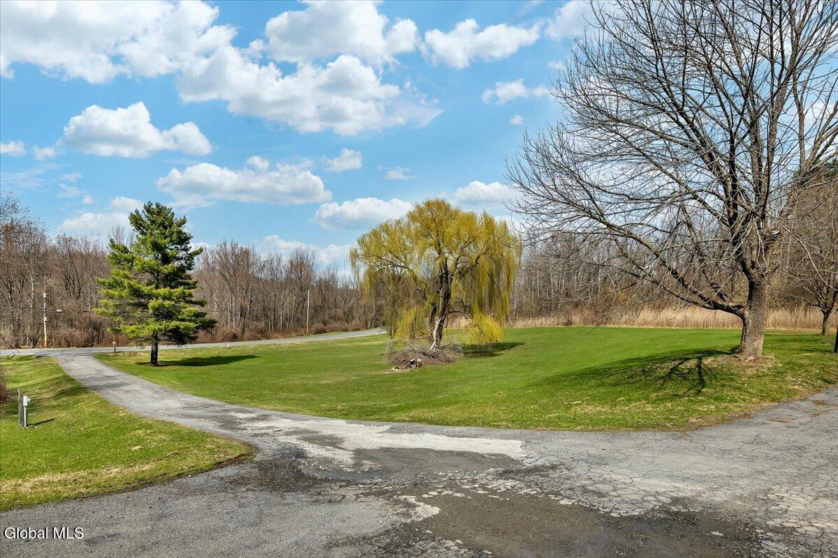 641 Knickerbocker Road Schaghticoke NY 12154