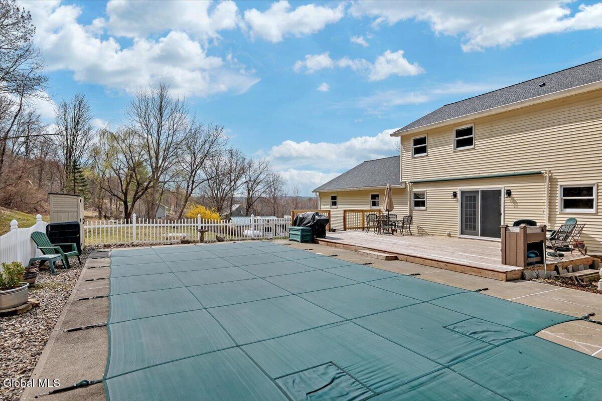 641 Knickerbocker Road Schaghticoke NY 12154