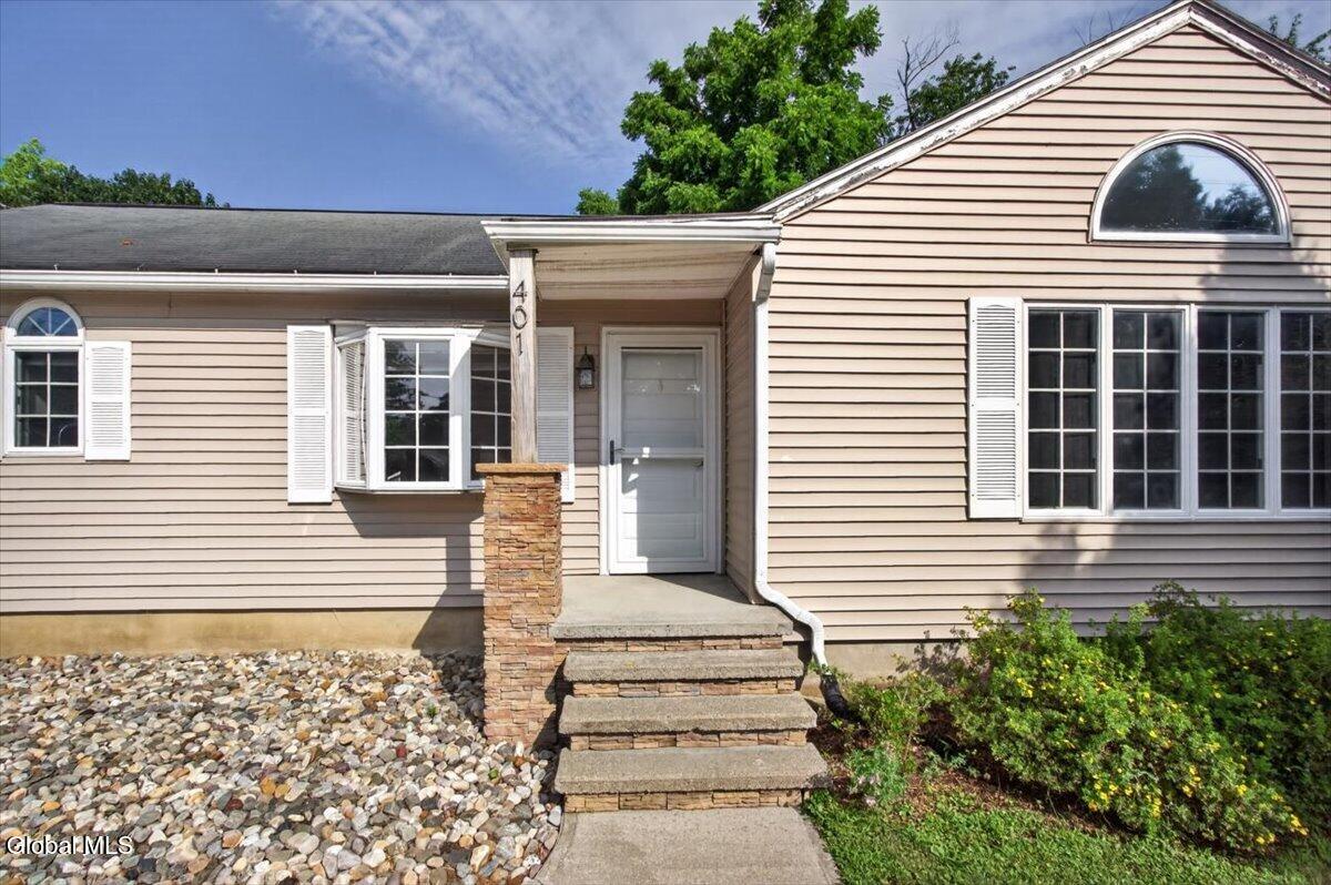 401 Hudson Avenue Mechanicville NY 12118