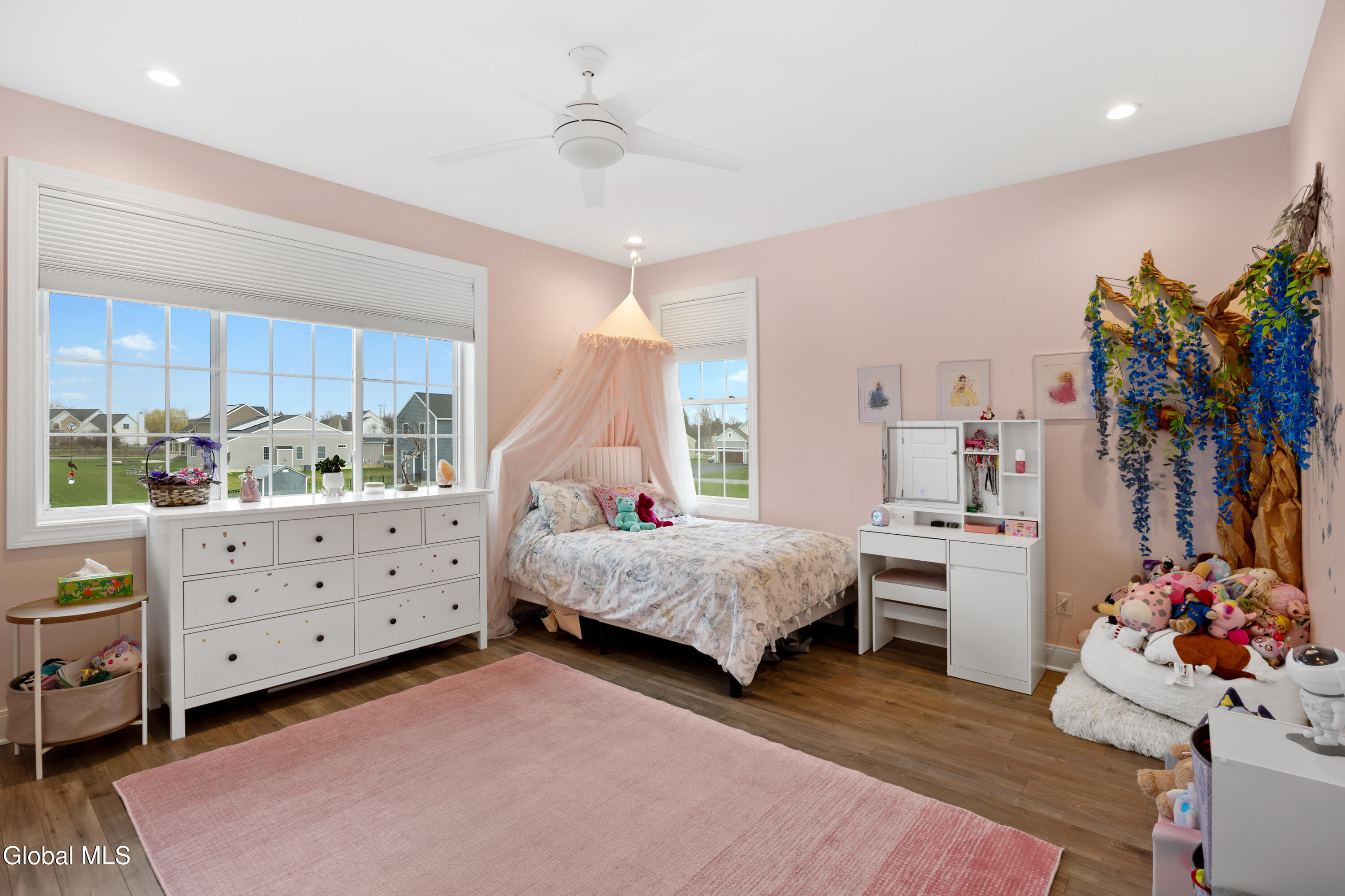 10 Penfield Drive Rexford NY 12148