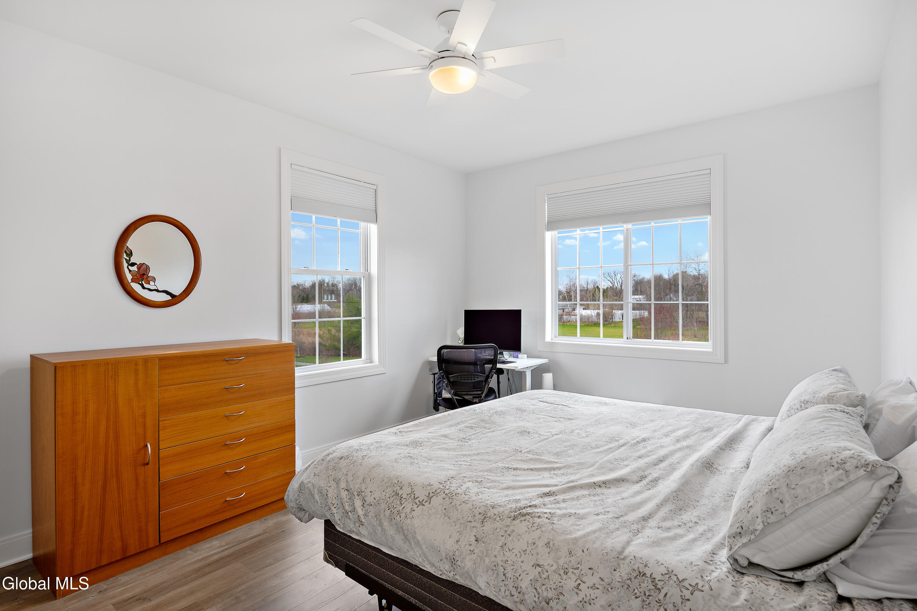 10 Penfield Drive Rexford NY 12148