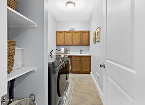 10 Penfield Drive Rexford NY 12148