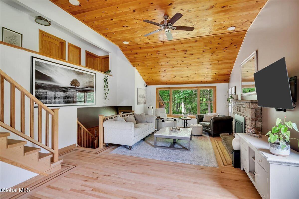 88 Garner Road Averill Park NY 12018