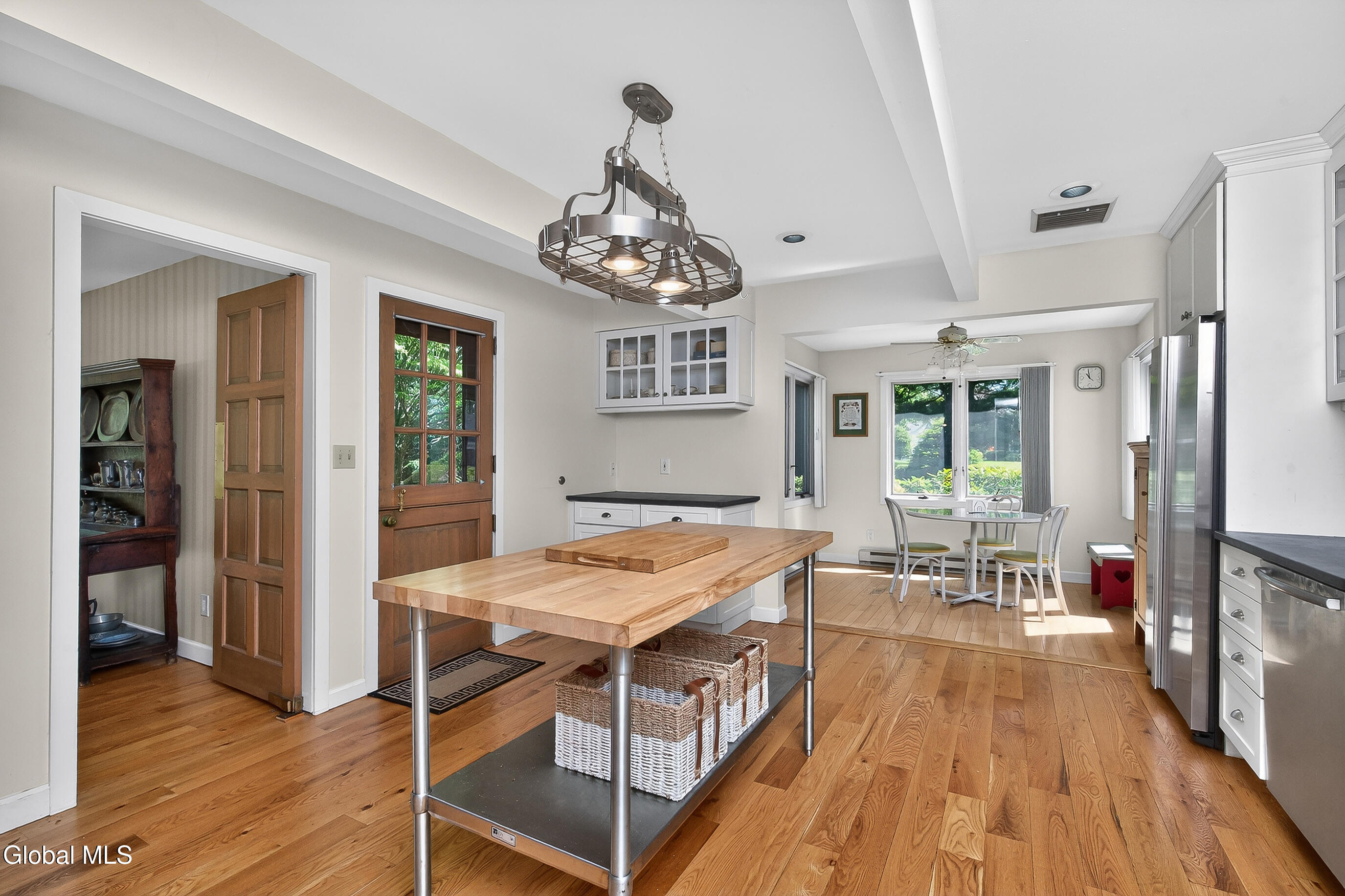 1283 Hawthorn Road Niskayuna NY 12309