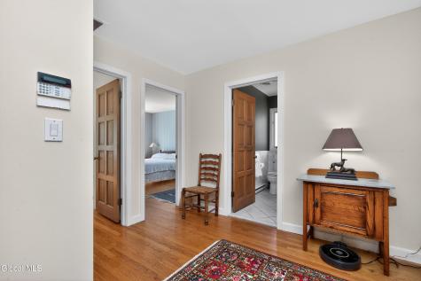 1283 Hawthorn Road Niskayuna NY 12309
