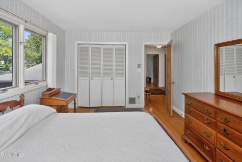 1283 Hawthorn Road Niskayuna NY 12309