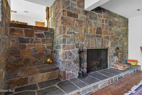 1283 Hawthorn Road Niskayuna NY 12309
