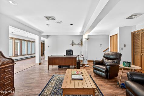 1283 Hawthorn Road Niskayuna NY 12309