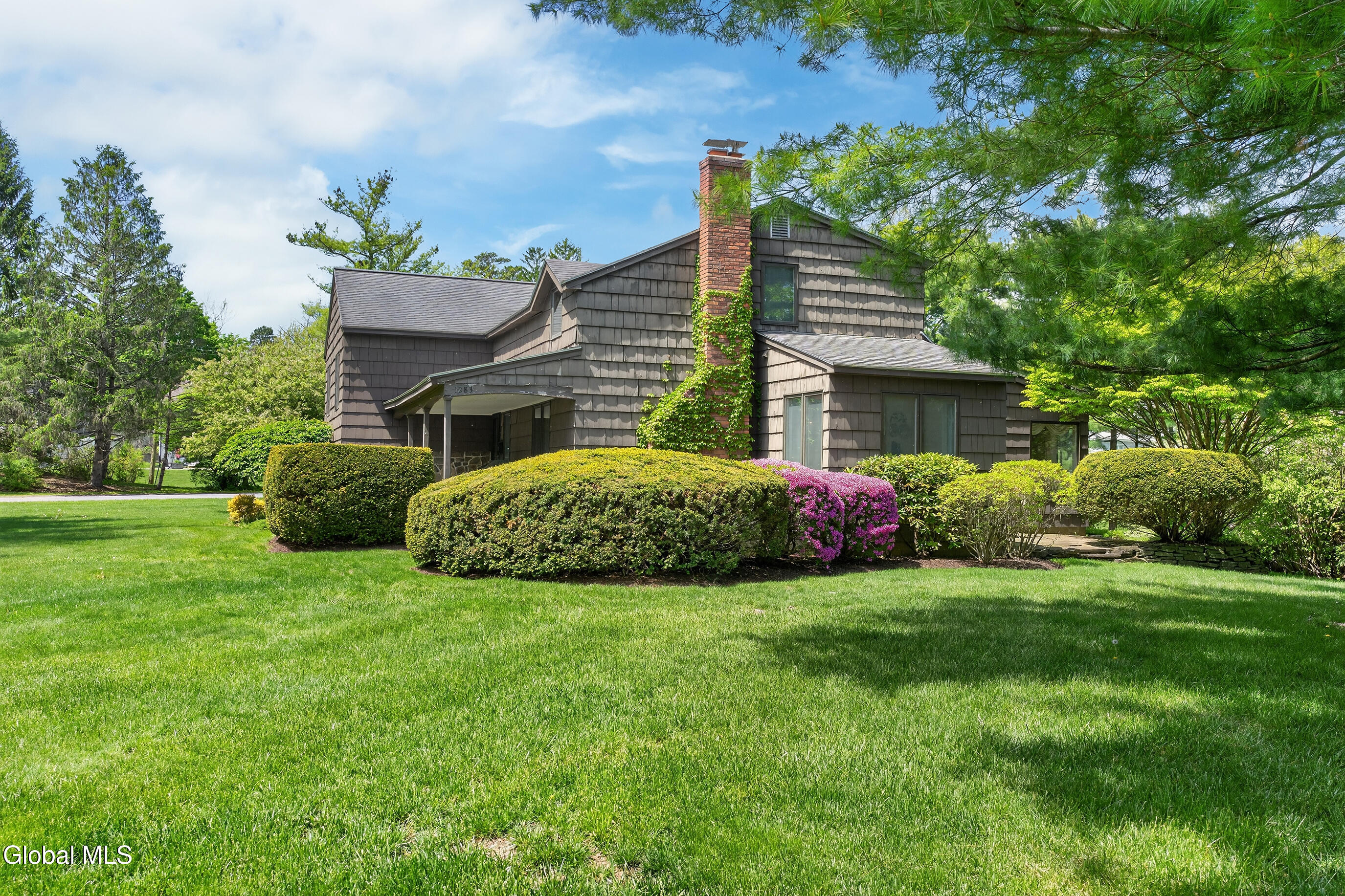 1283 Hawthorn Road Niskayuna NY 12309