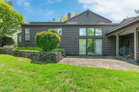 1283 Hawthorn Road Niskayuna NY 12309