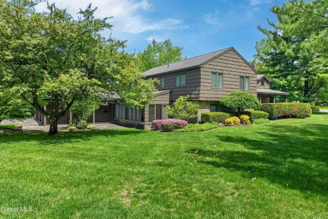 1283 Hawthorn Road Niskayuna NY 12309