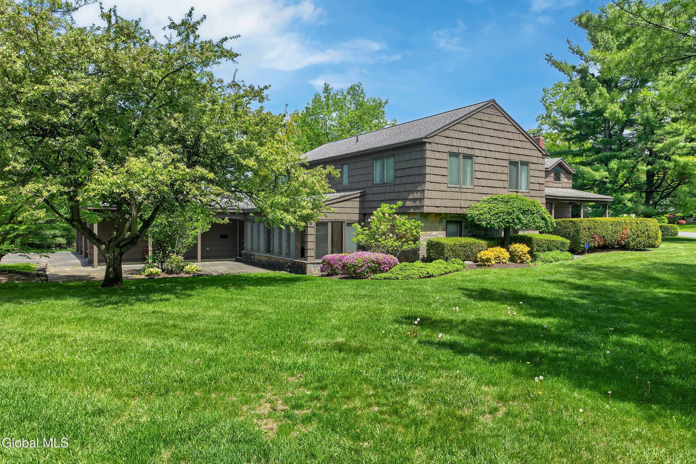 1283 Hawthorn Road Niskayuna NY 12309