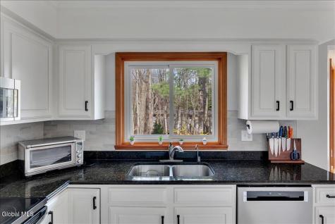 12 Deer Run Hollow Halfmoon NY 12065