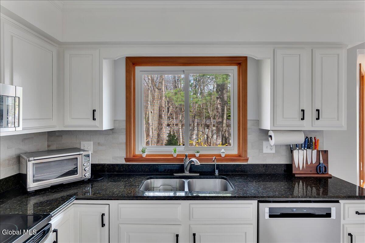 12 Deer Run Hollow Halfmoon NY 12065