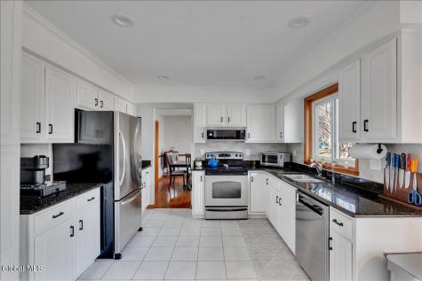 12 Deer Run Hollow Halfmoon NY 12065
