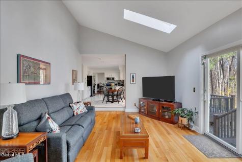 12 Deer Run Hollow Halfmoon NY 12065