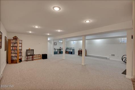 12 Deer Run Hollow Halfmoon NY 12065