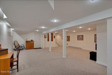 12 Deer Run Hollow Halfmoon NY 12065