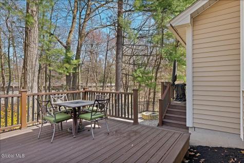 12 Deer Run Hollow Halfmoon NY 12065