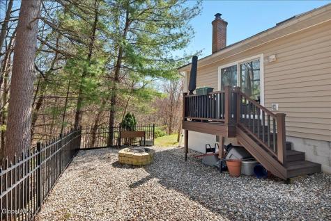 12 Deer Run Hollow Halfmoon NY 12065