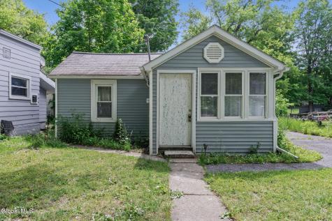 28 Lake Avenue Nassau NY 12123