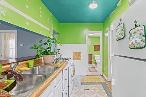 28 Lake Avenue Nassau NY 12123