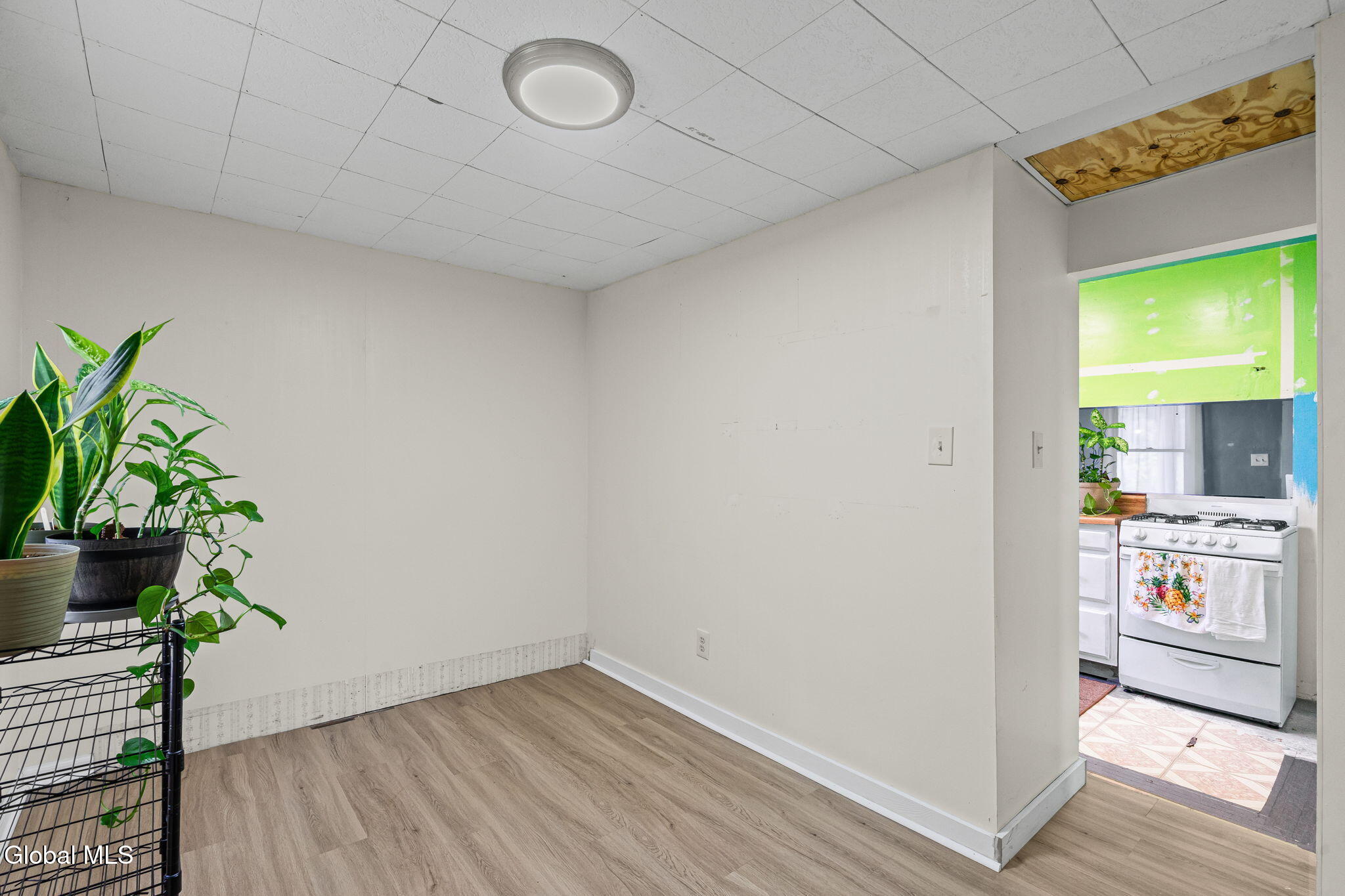 28 Lake Avenue Nassau NY 12123