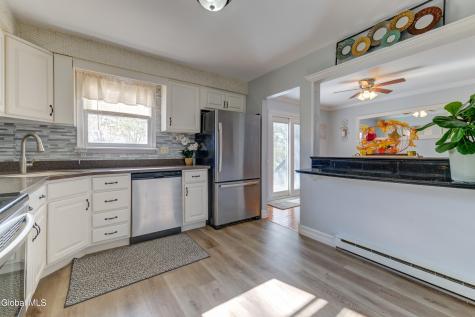 35 Broadway Amsterdam NY 12010